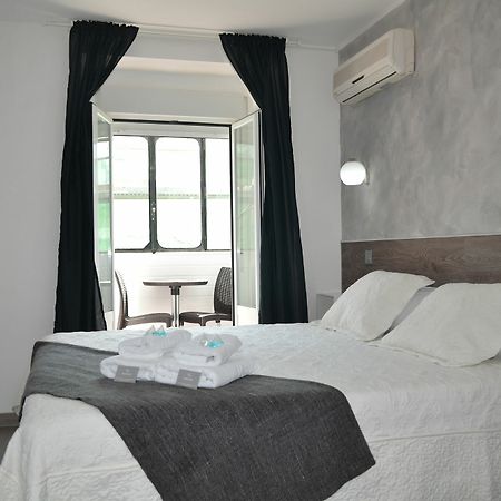 Hostal Meyra Madrid Eksteriør billede