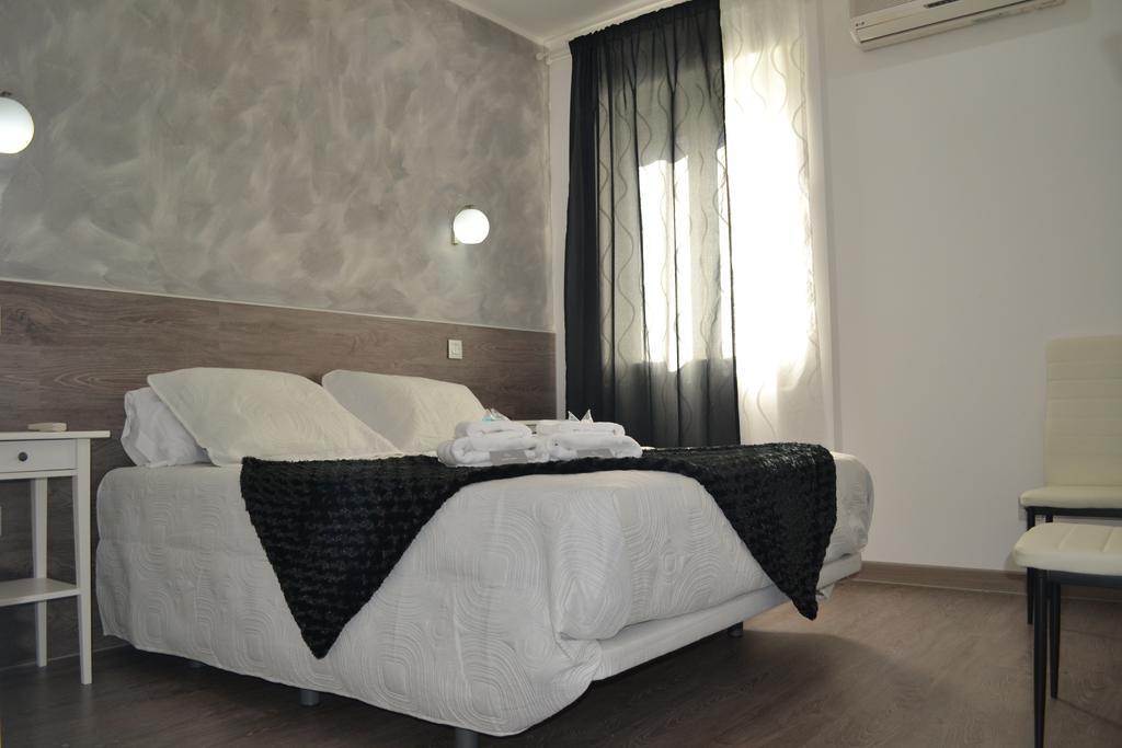 Hostal Meyra Madrid Eksteriør billede