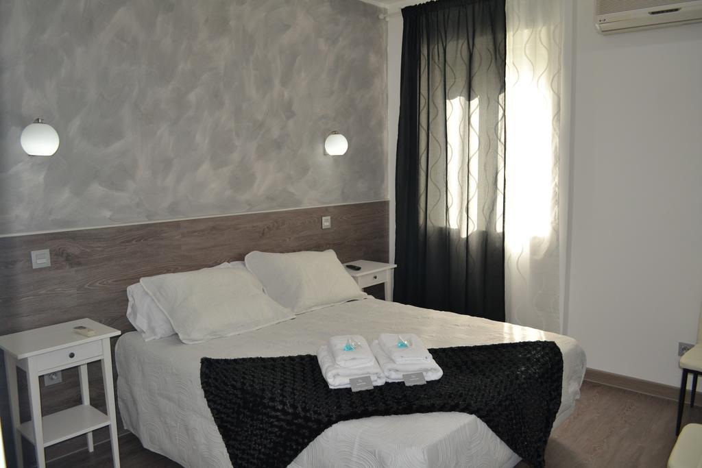 Hostal Meyra Madrid Eksteriør billede