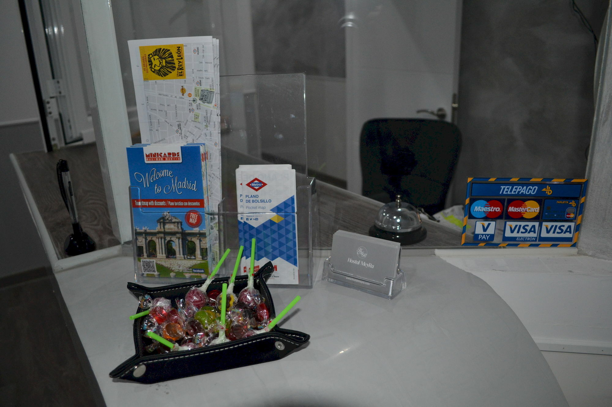 Hostal Meyra Madrid Eksteriør billede