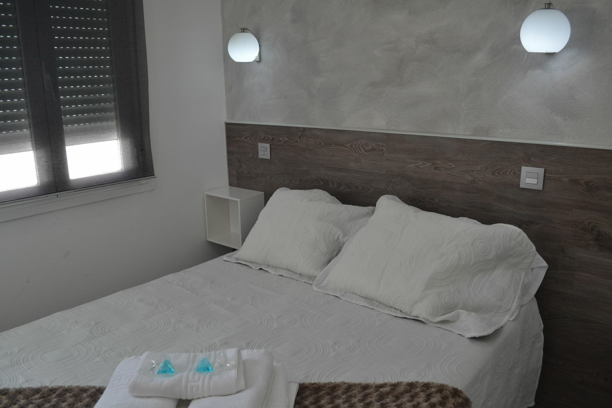 Hostal Meyra Madrid Eksteriør billede